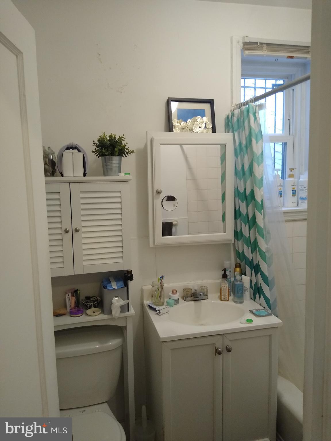 GRADUATE HOSPITAL - Residential Lease