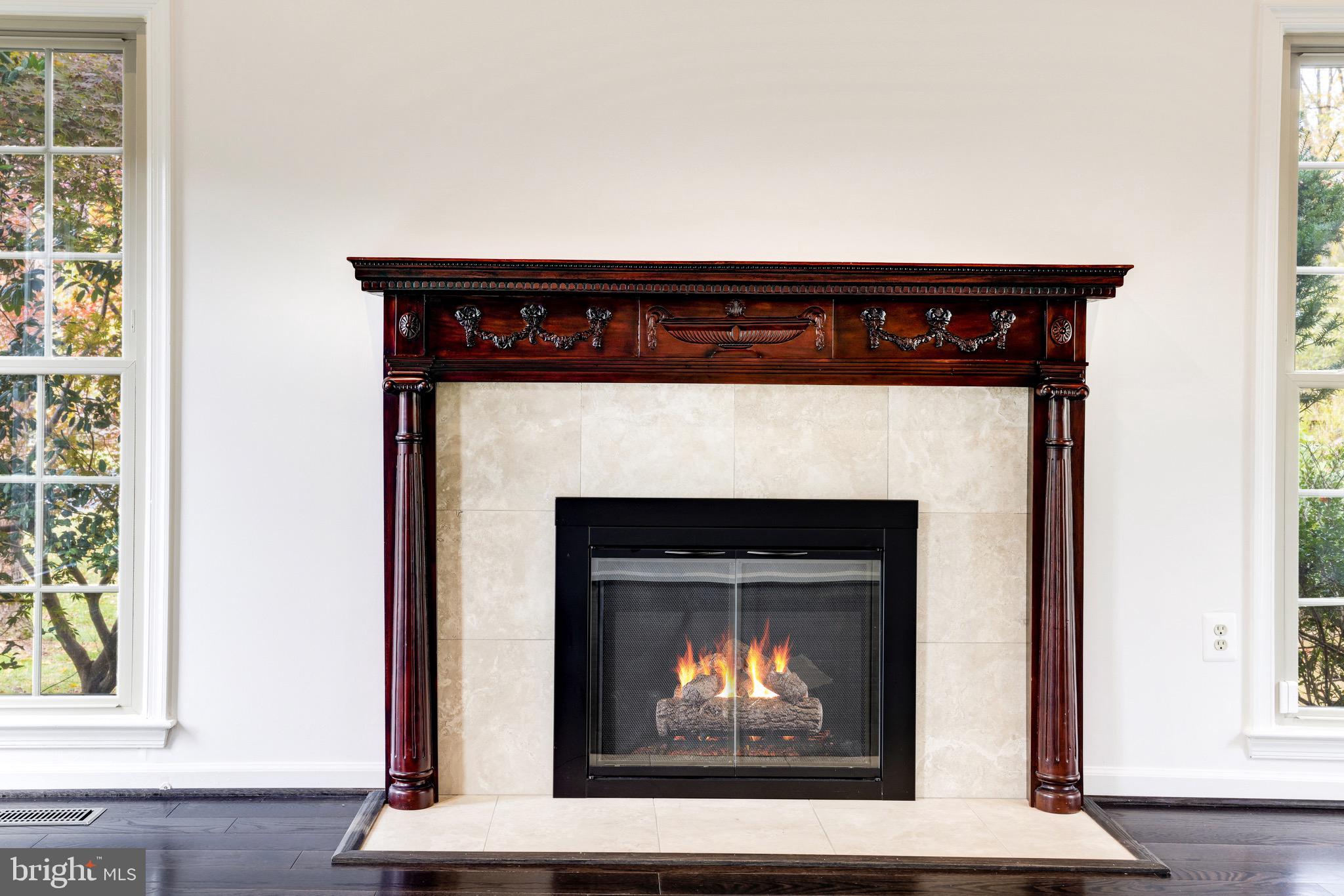 MCLEAN ESTATES - Residential