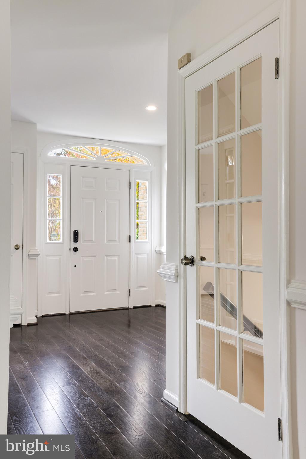 MCLEAN ESTATES - Residential