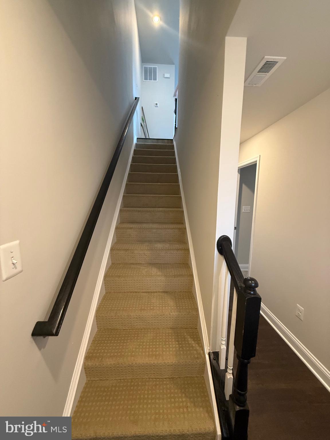 OXFORD SQUARE - Residential