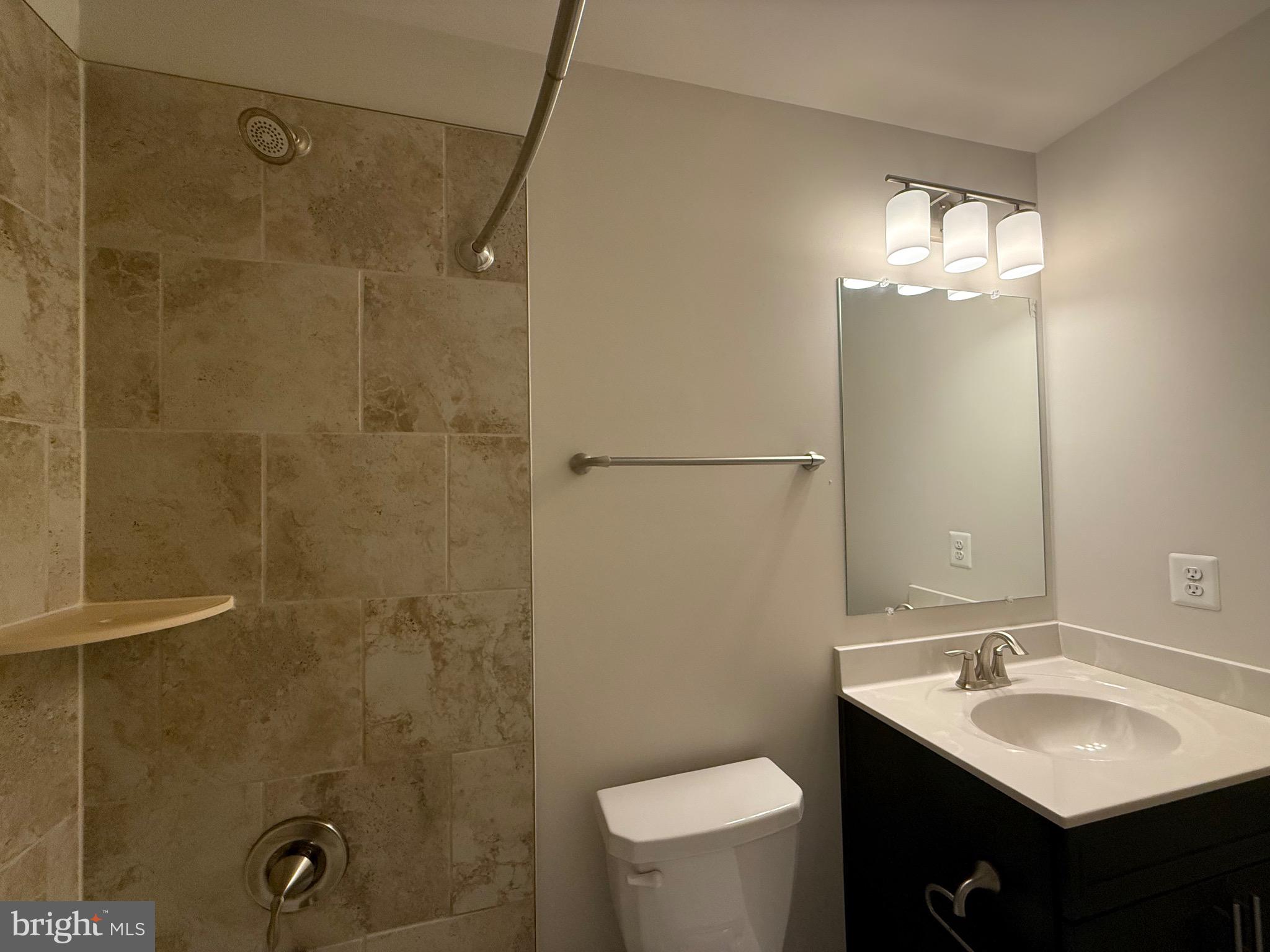 OXFORD SQUARE - Residential