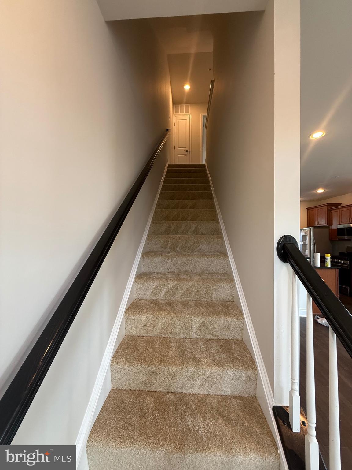 OXFORD SQUARE - Residential