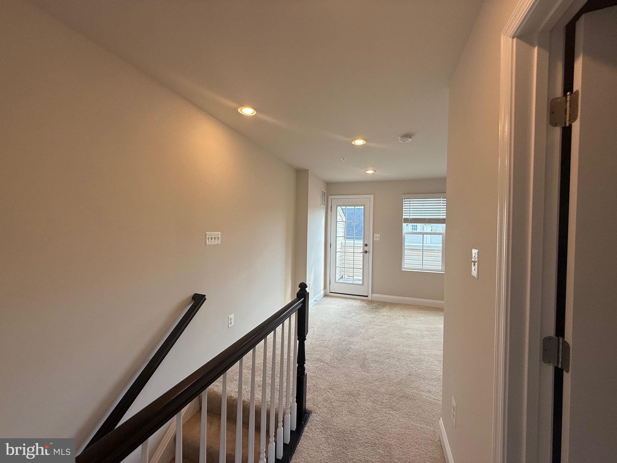 OXFORD SQUARE - Residential