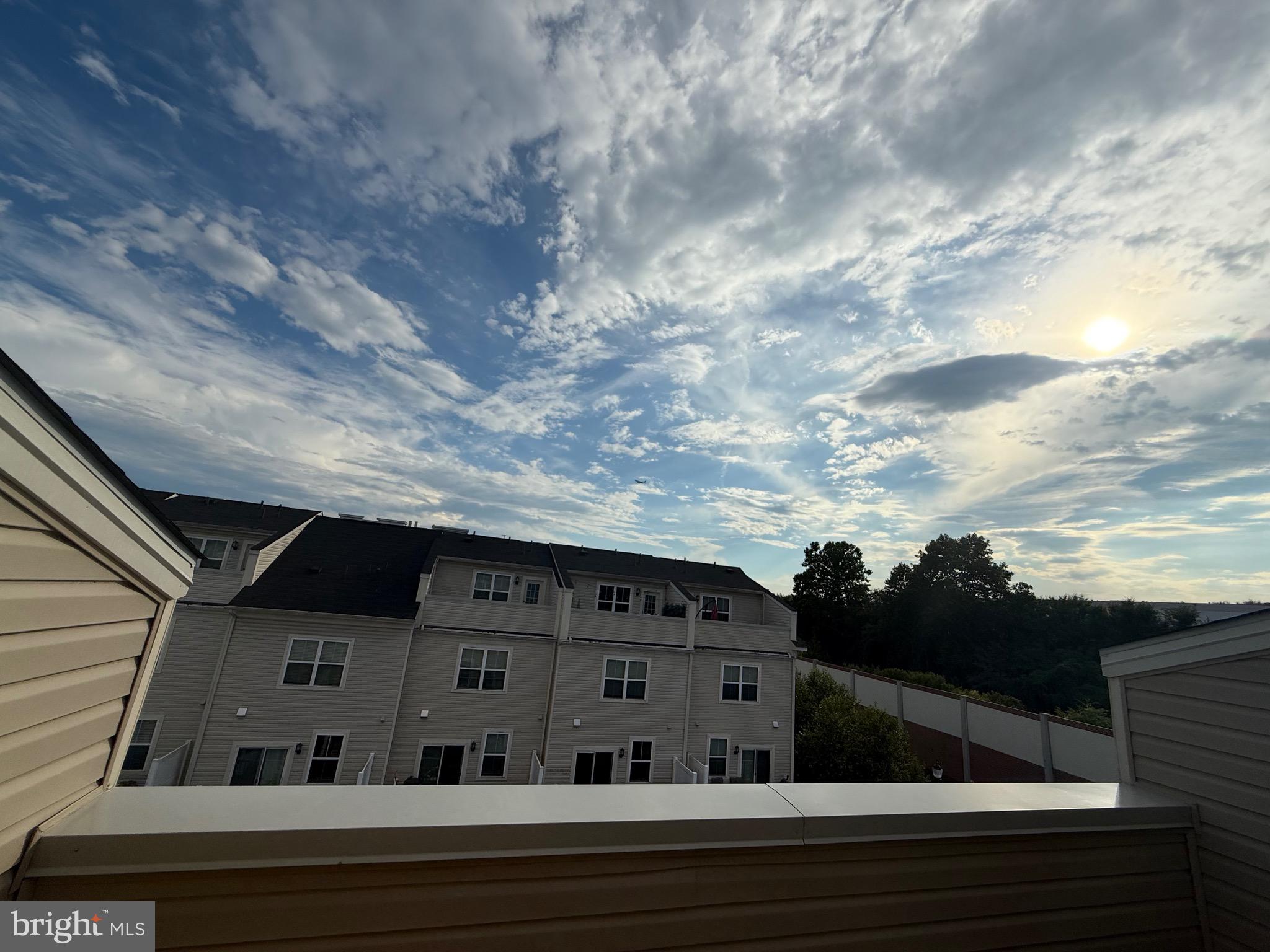 OXFORD SQUARE - Residential