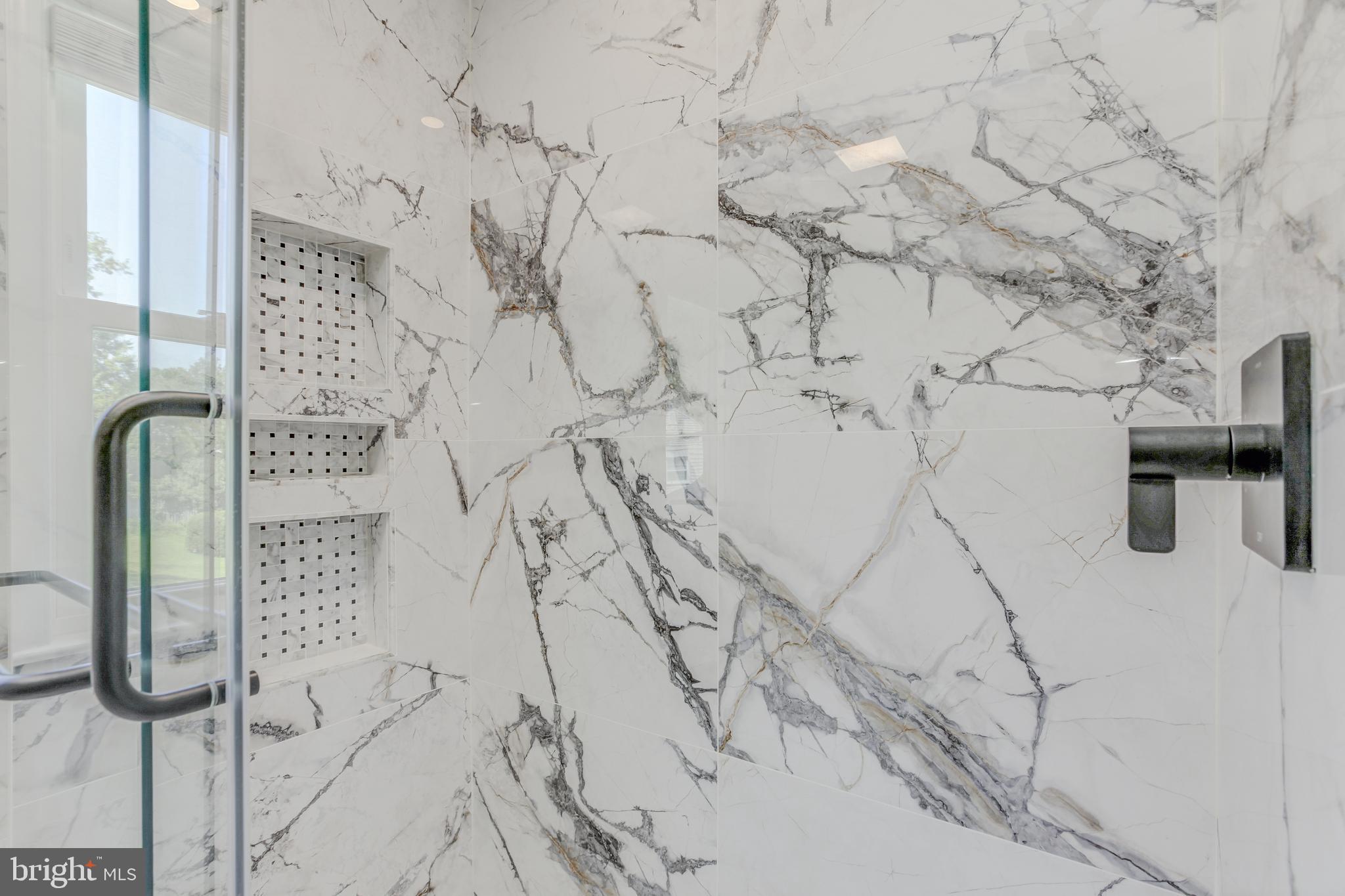 FLOWER VALLEY - Residential