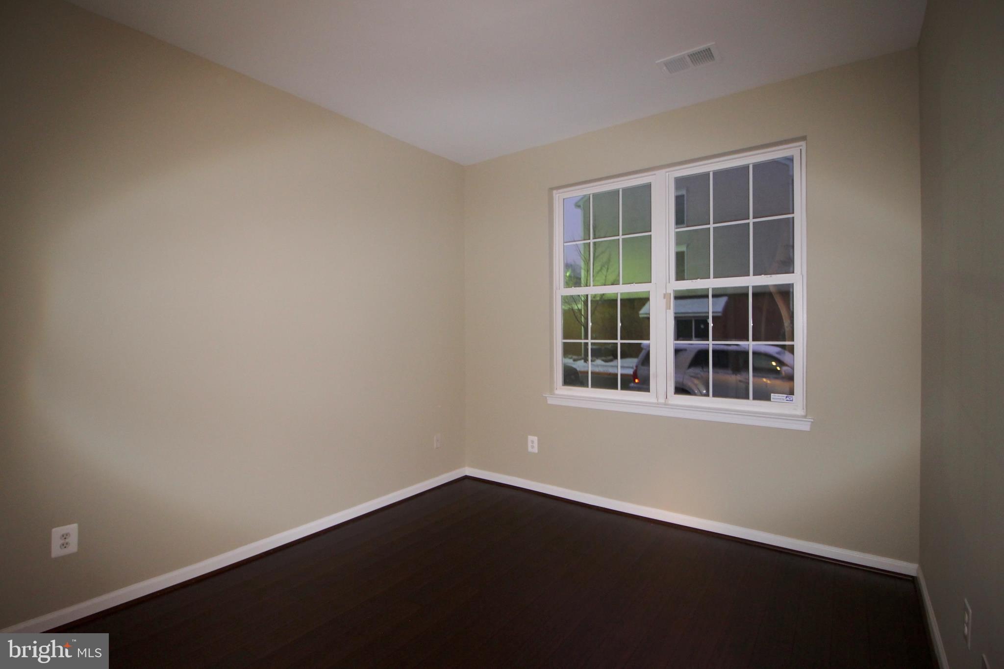 AMBERLEA AT SOUTH RIDING - Residential