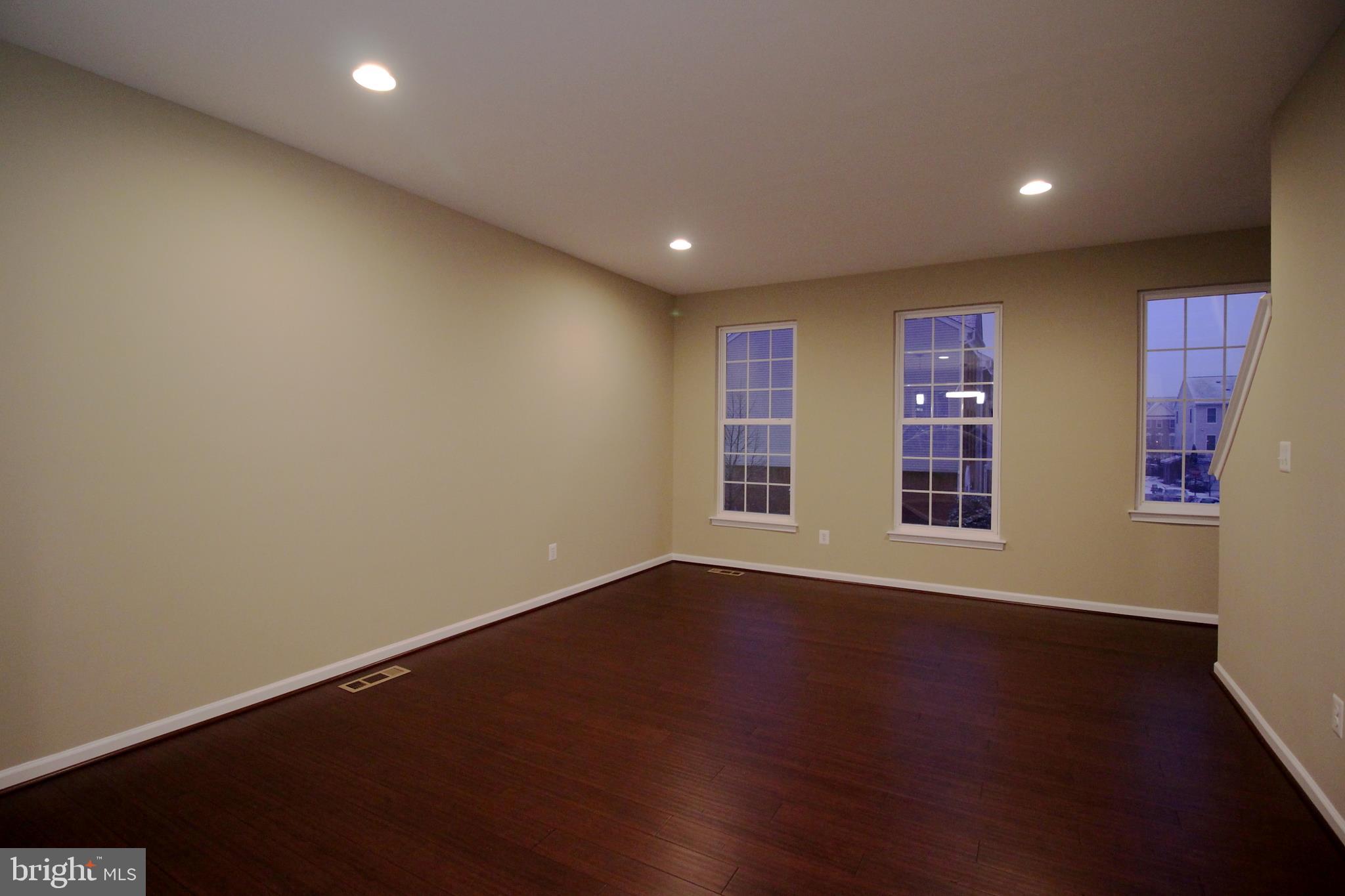 AMBERLEA AT SOUTH RIDING - Residential