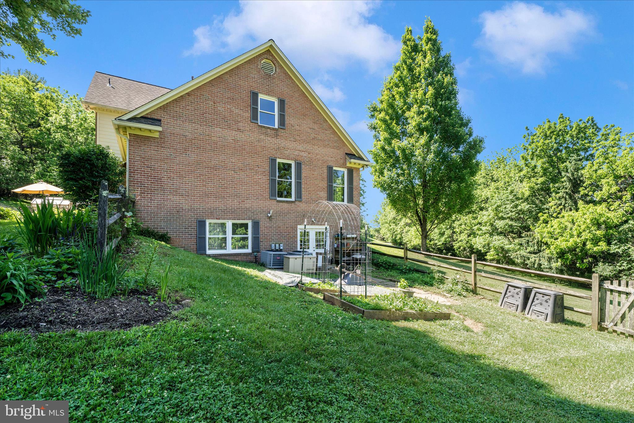 SPRINGDALE - Residential