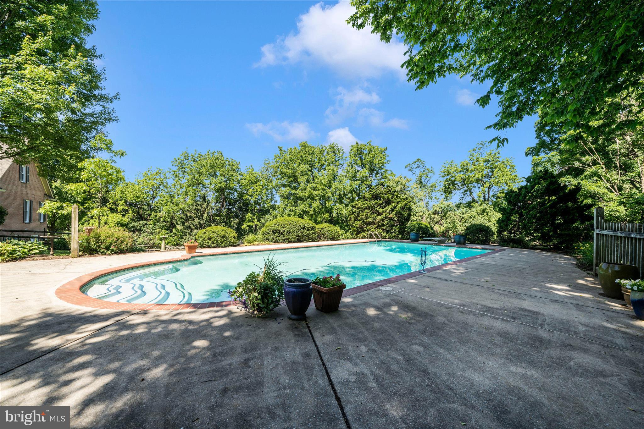 SPRINGDALE - Residential