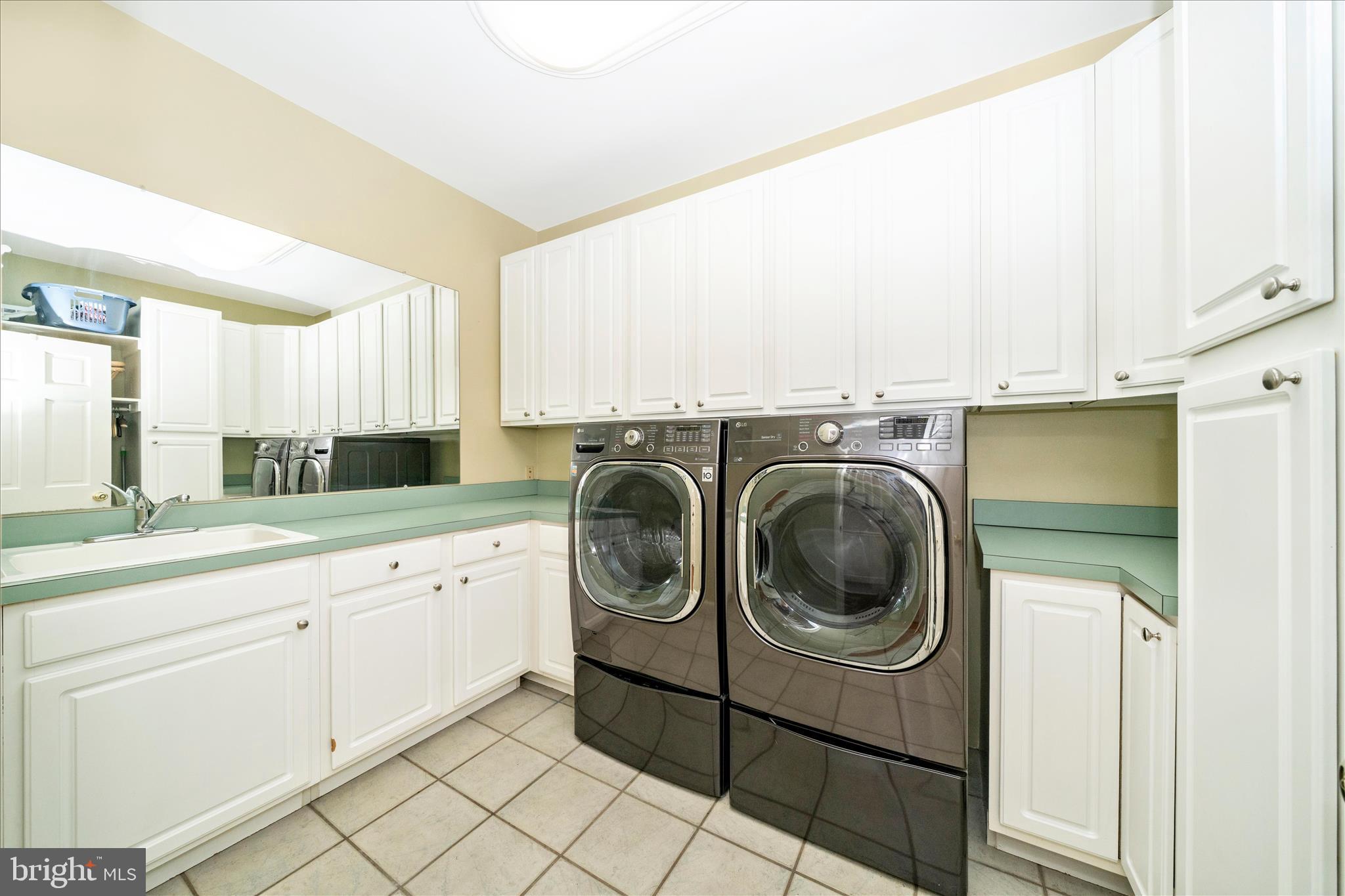 SPRINGDALE - Residential
