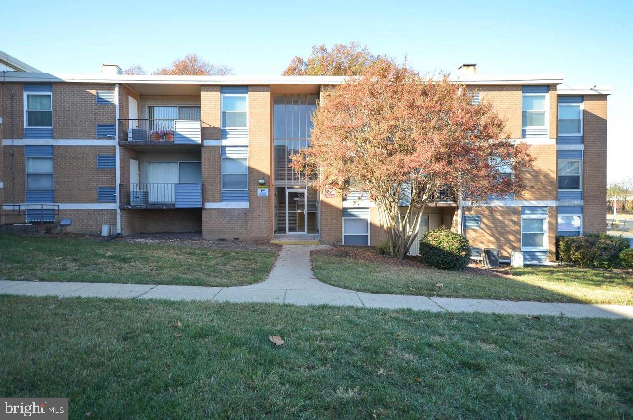 Step into this beautifully renovated two-bedroom condo, perfectly situated just minutes from the Beltway, Suitland Parkway, and public transportation—offering unmatched convenience for your daily commute.
This move-in-ready gem features fresh paint throughout, brand-new carpeting, and upgraded lighting, including a stylish remote-controlled ceiling fan in the family room.