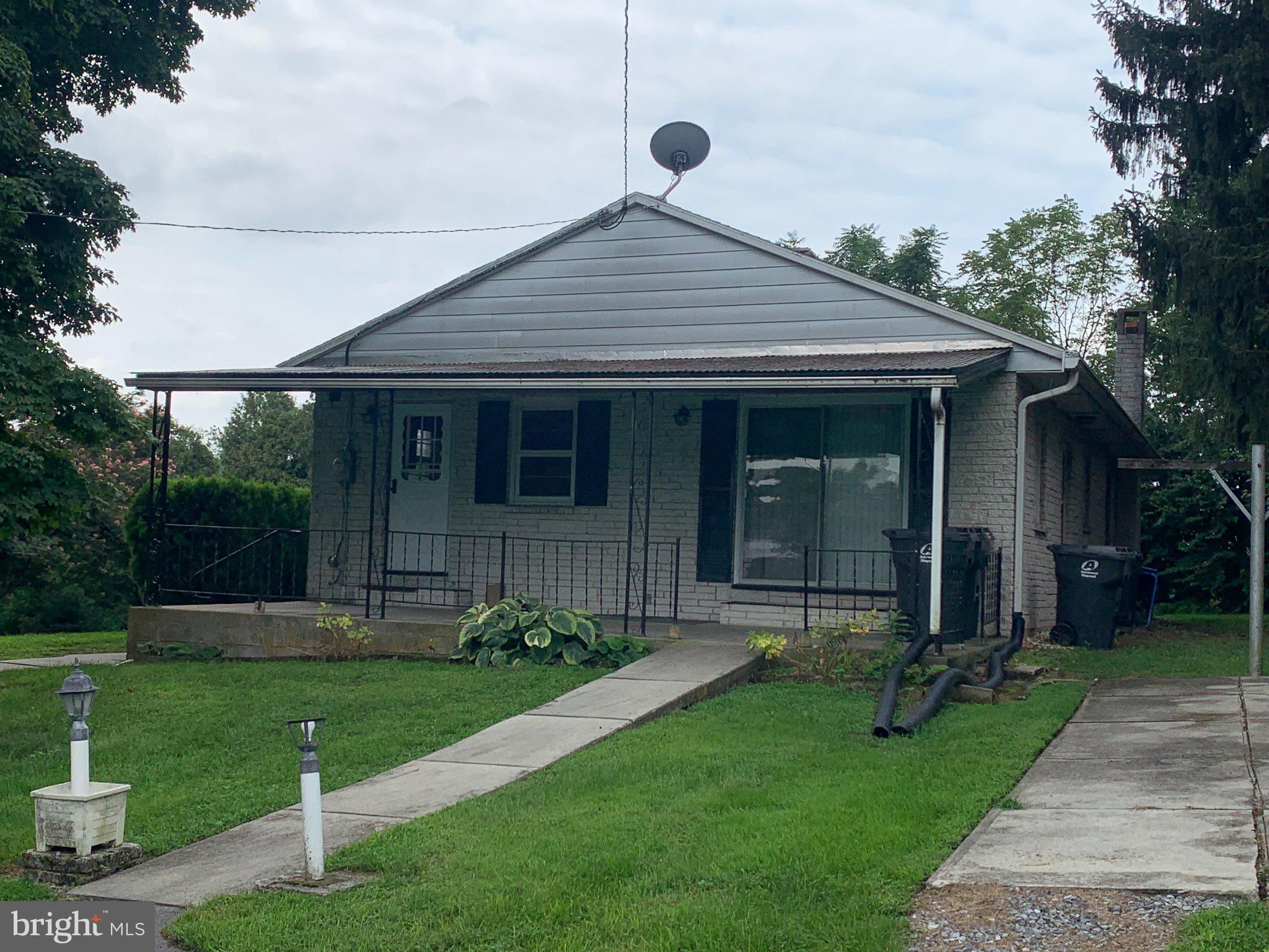 315 YORK ROAD