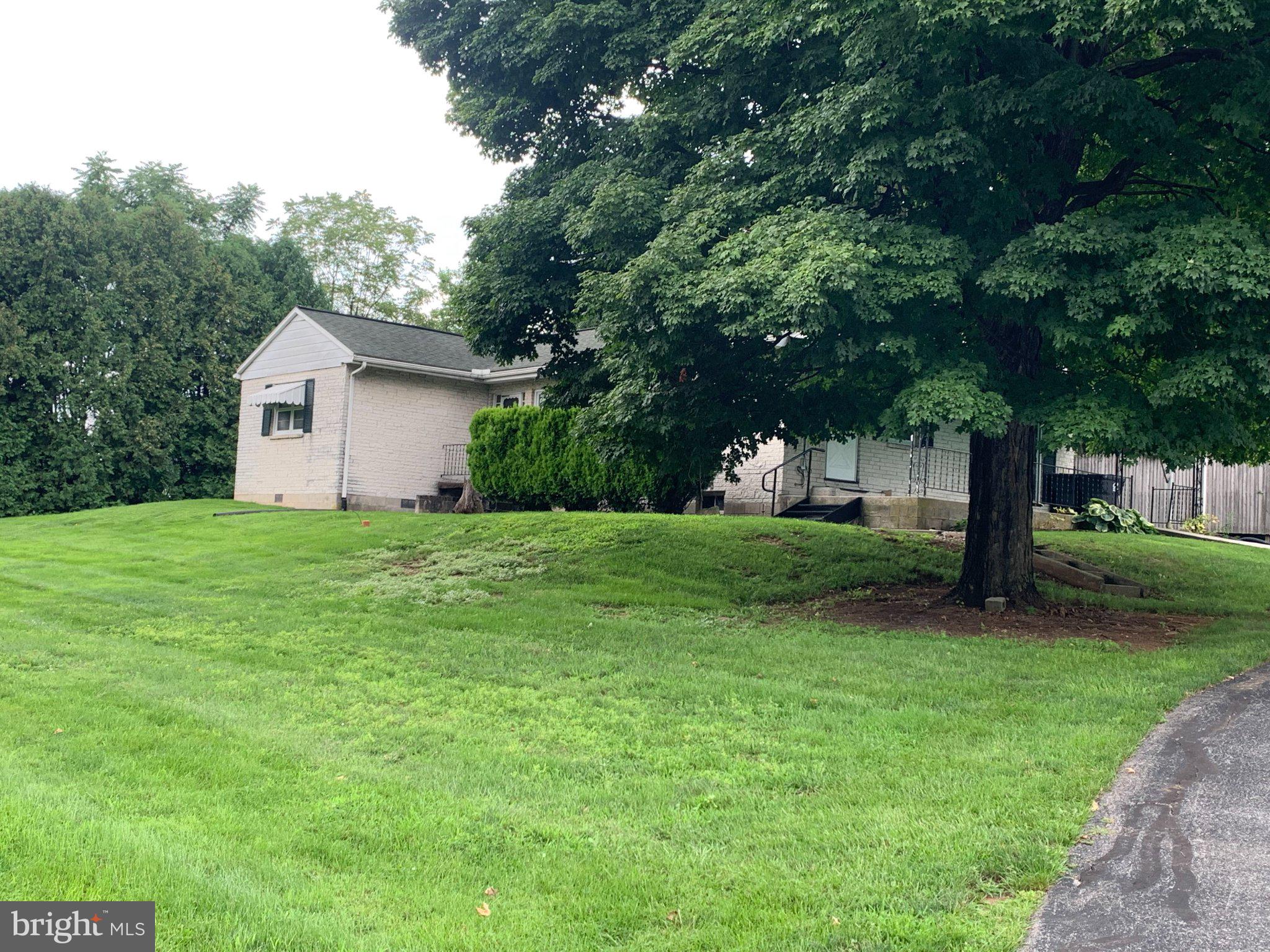 315 YORK ROAD