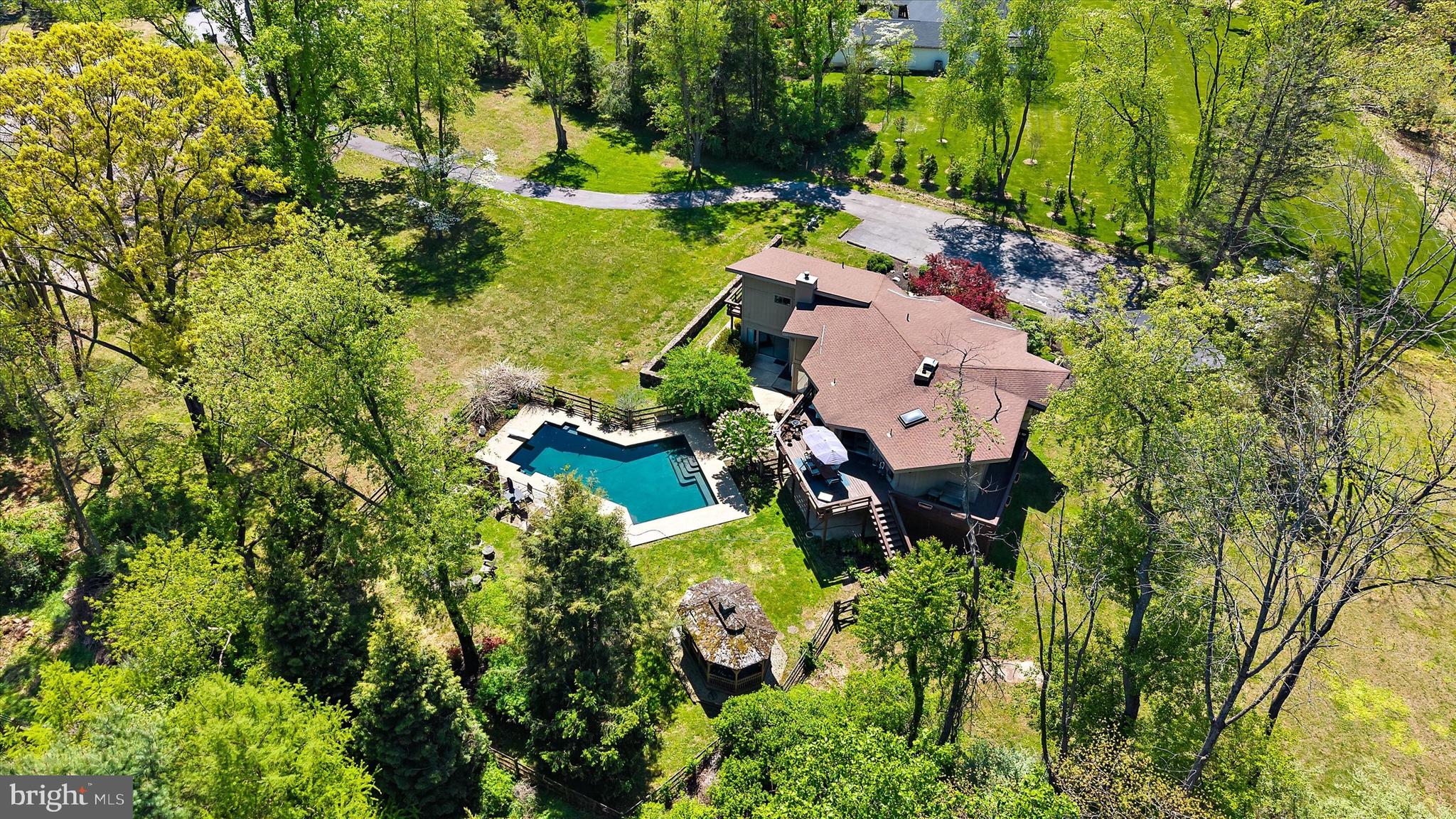 SOUTHERN SLOPES - Residential