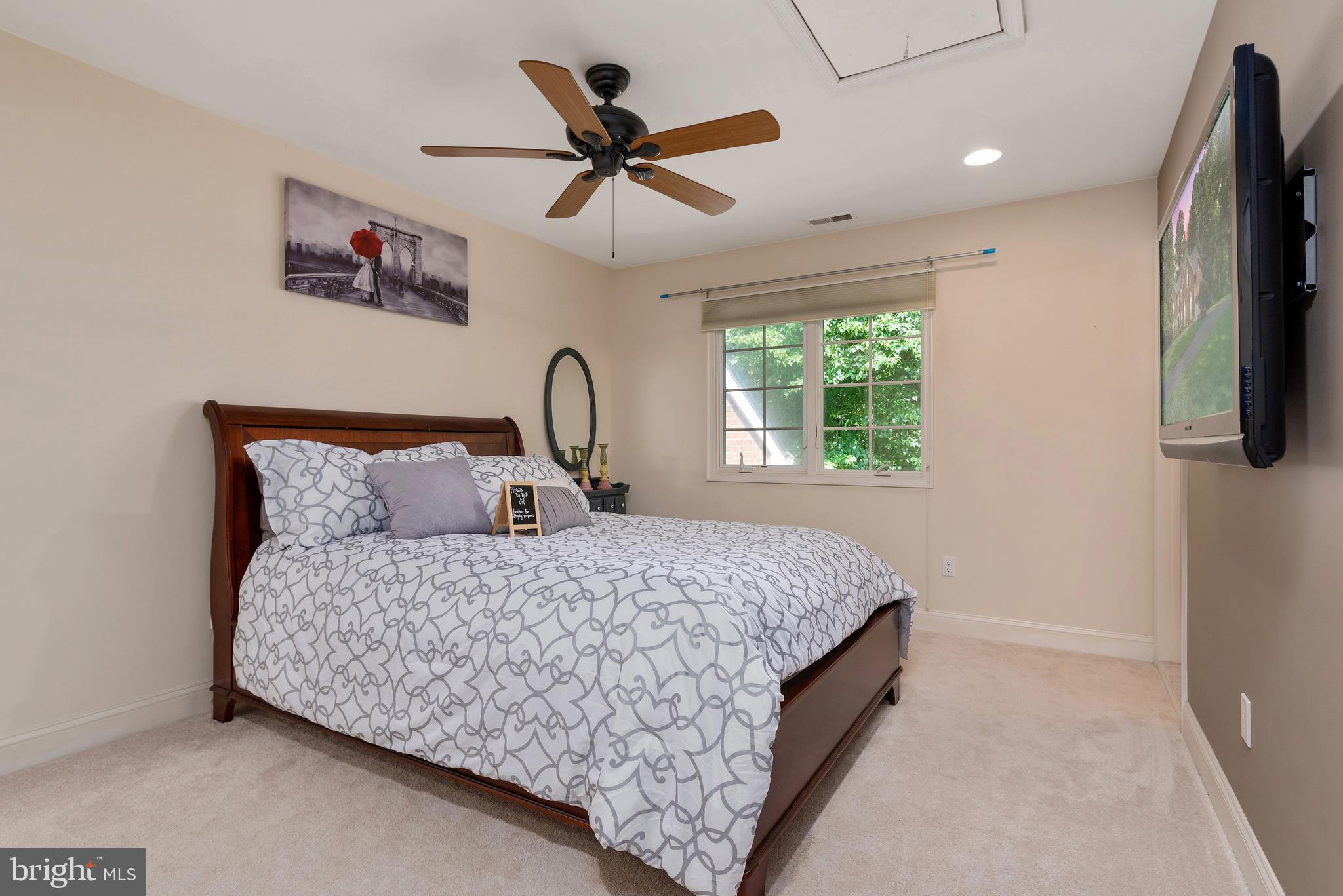 ANNAPOLIS PRESERVE - Residential