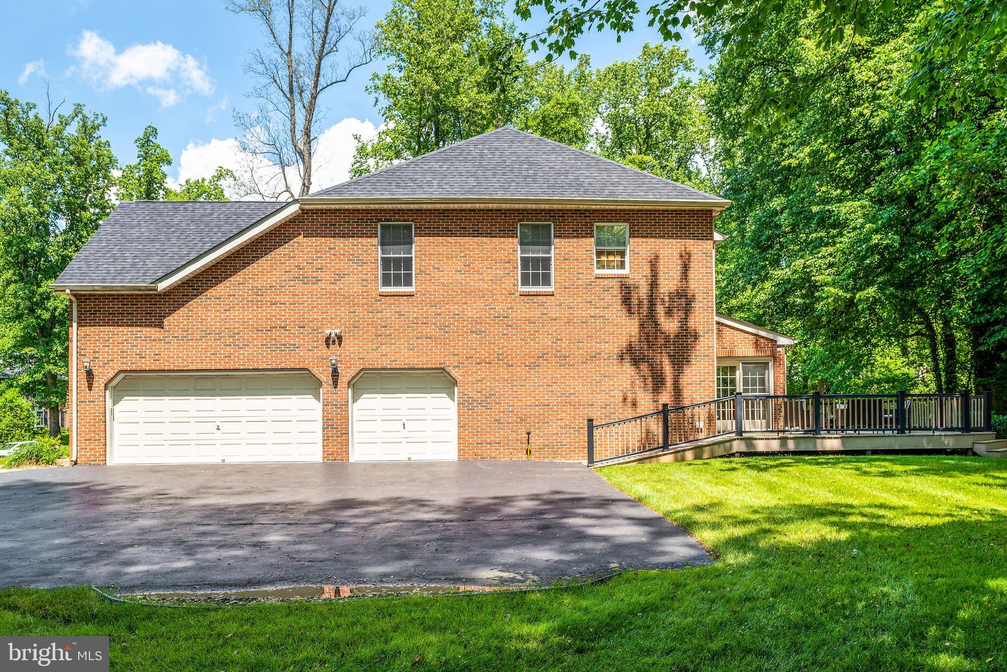 ANNAPOLIS PRESERVE - Residential