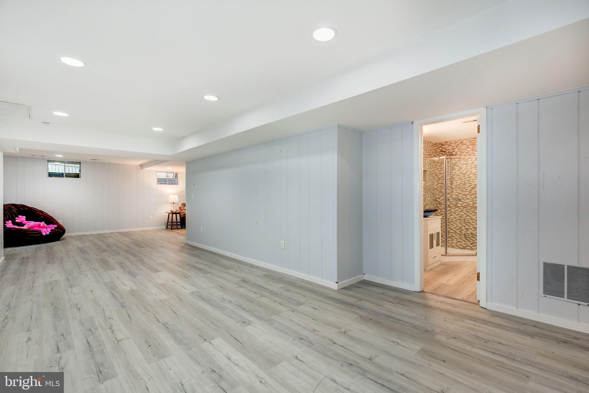 BEDFORDSHIRE - Residential