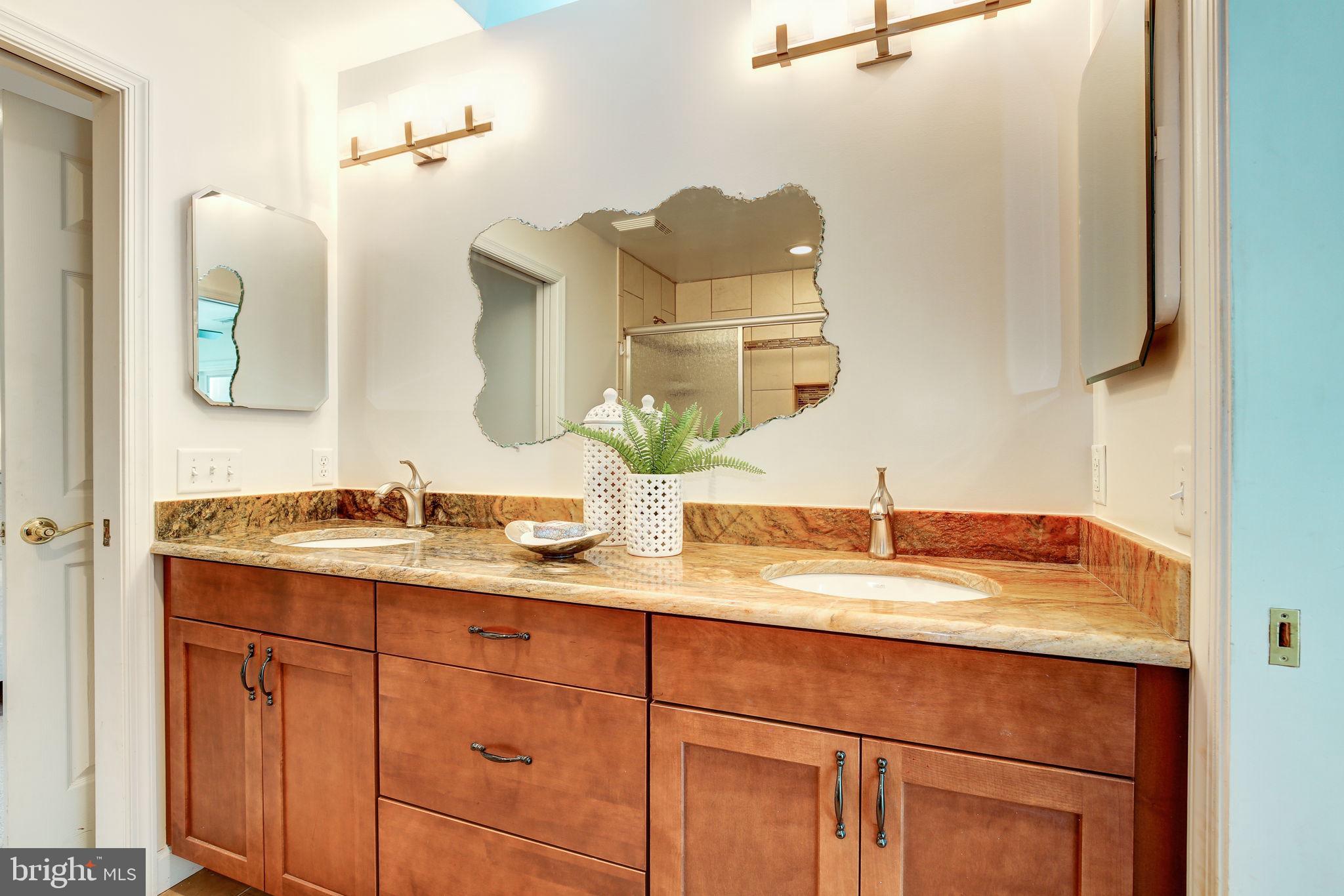 BEDFORDSHIRE - Residential