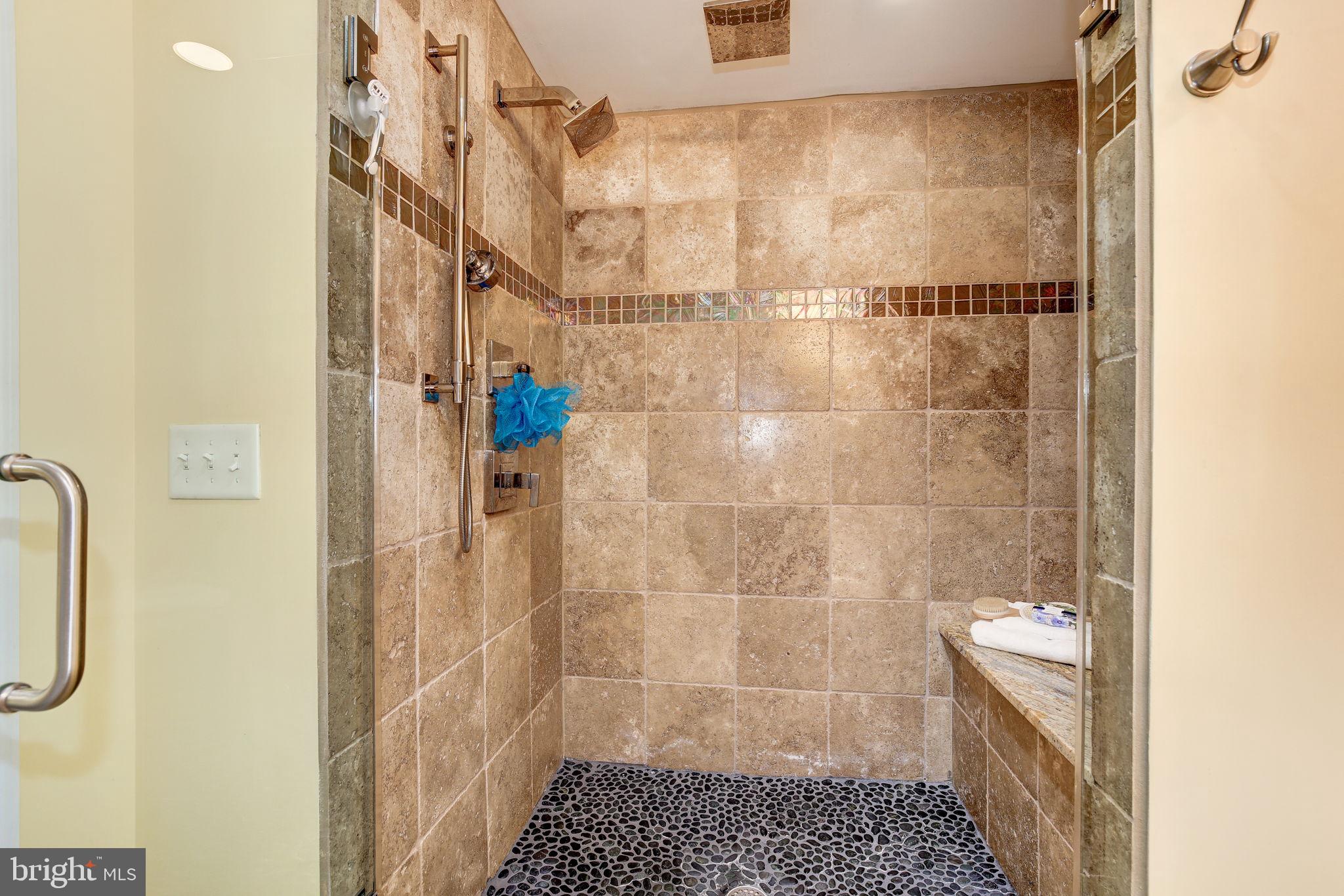 BEDFORDSHIRE - Residential