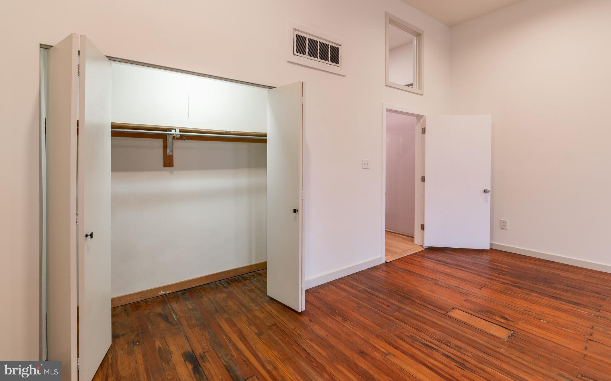 EAST PASSYUNK CROSSING - Residential Lease