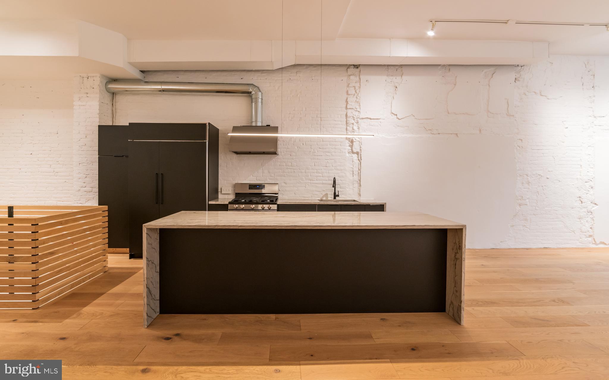 EAST PASSYUNK CROSSING - Residential Lease