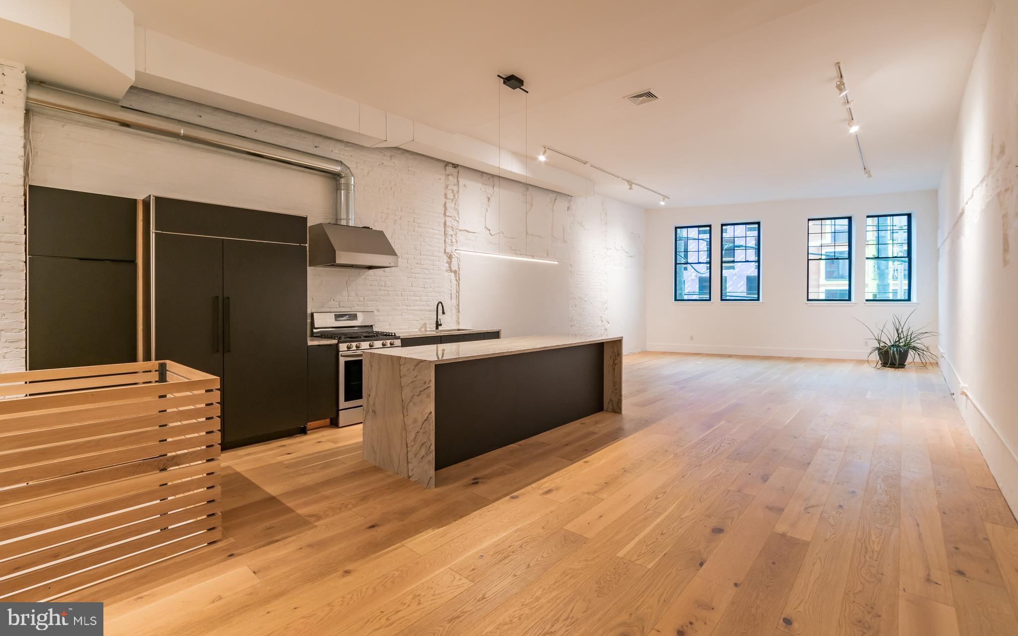 EAST PASSYUNK CROSSING - Residential Lease