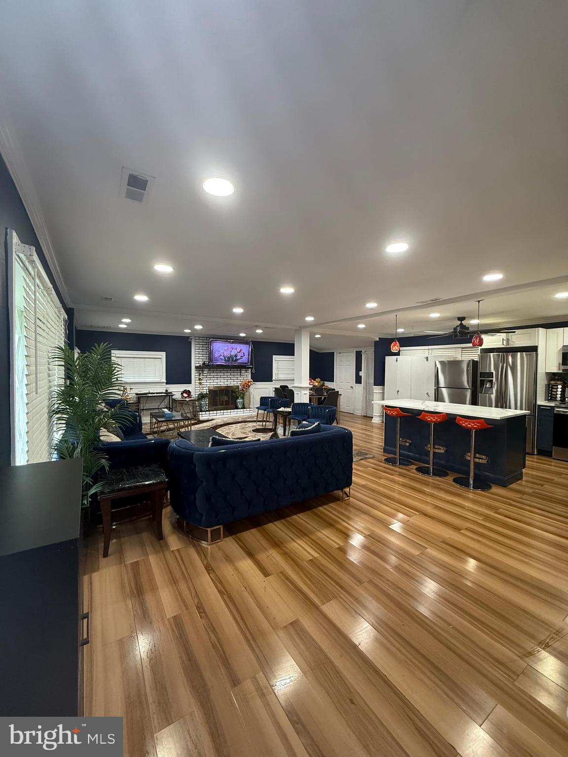 KENWOOD - Residential