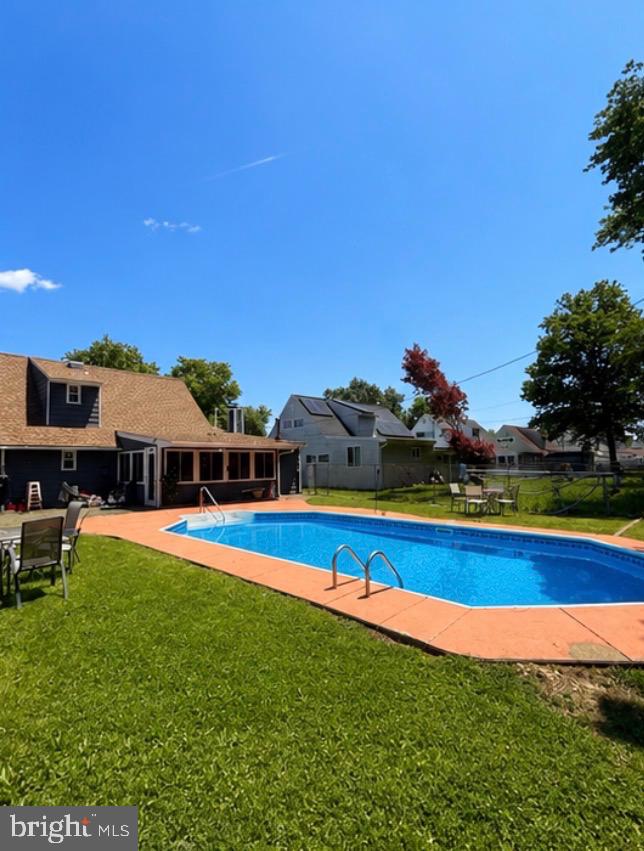 KENWOOD - Residential