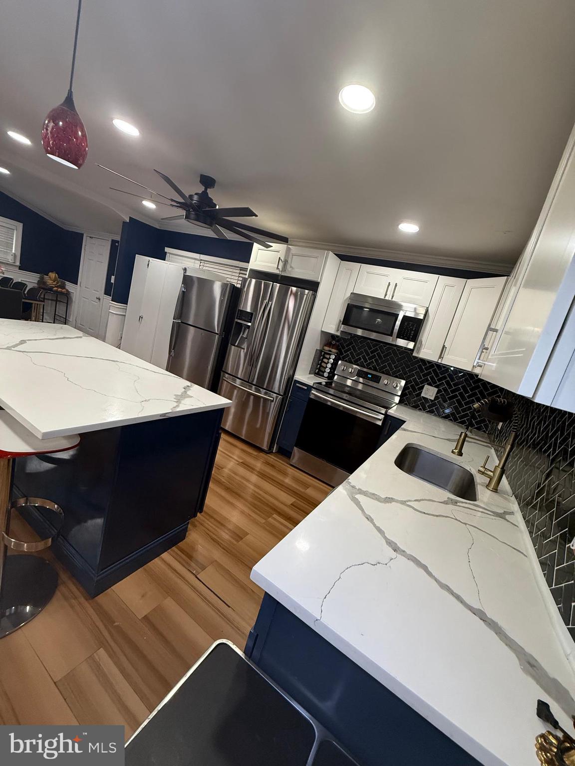 KENWOOD - Residential