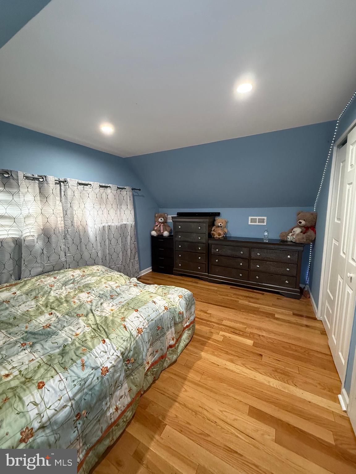 KENWOOD - Residential