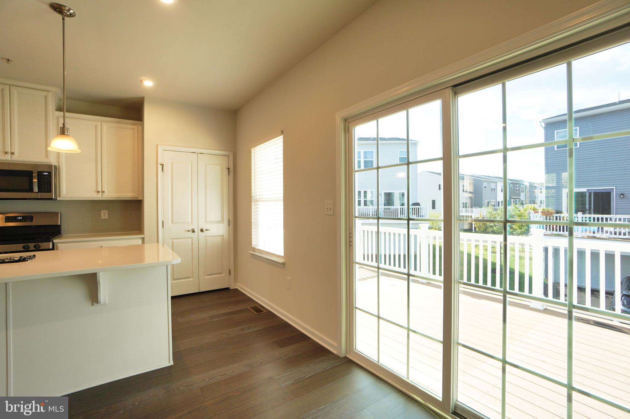 ANDALE GREEN - Residential Lease