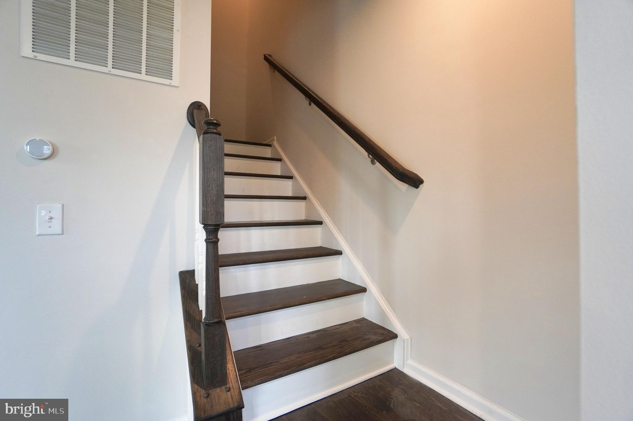 ANDALE GREEN - Residential Lease