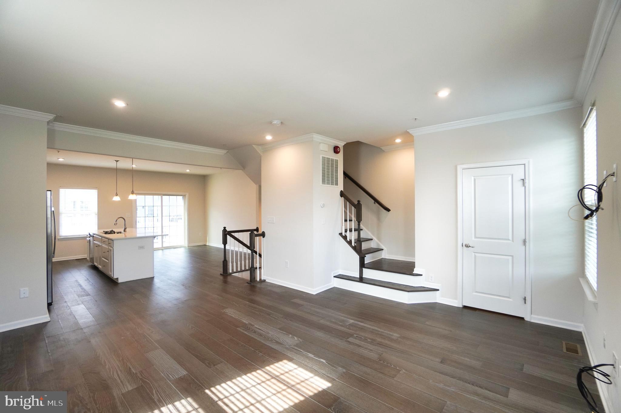 ANDALE GREEN - Residential Lease