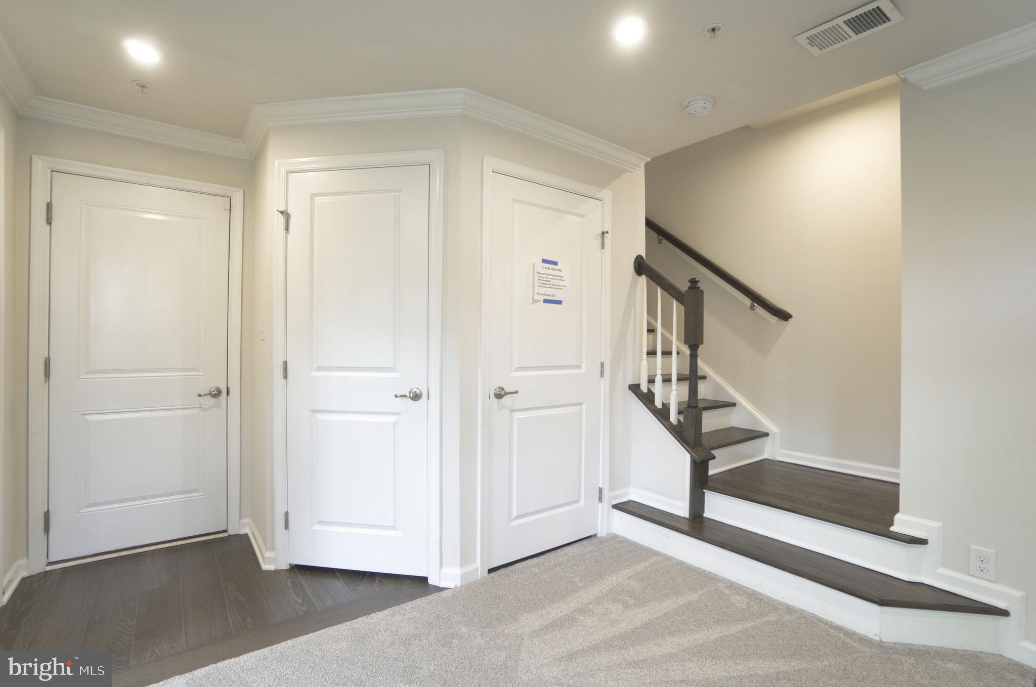 ANDALE GREEN - Residential Lease