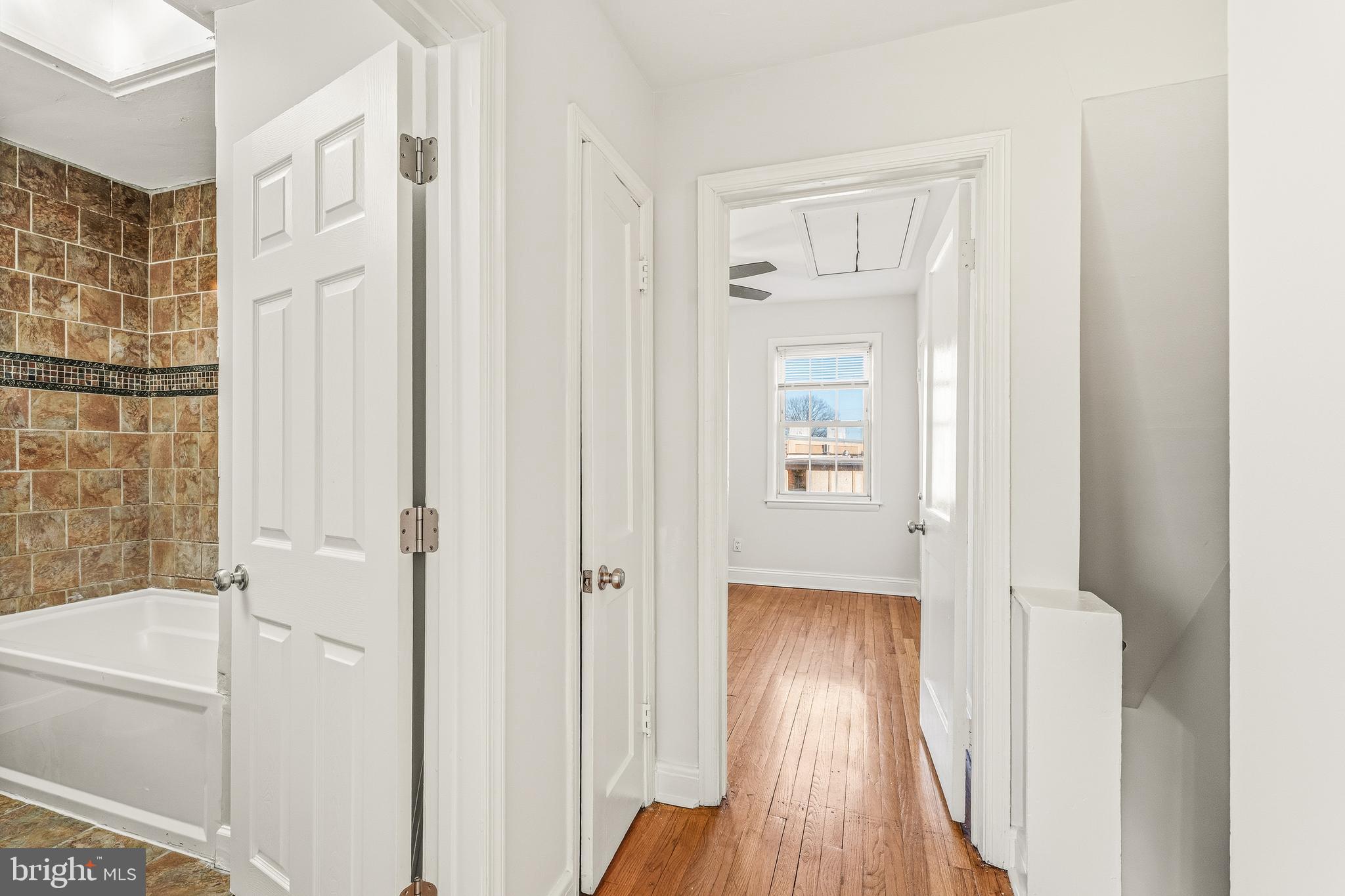 PHILADELPHIA HEIGHTS - Residential