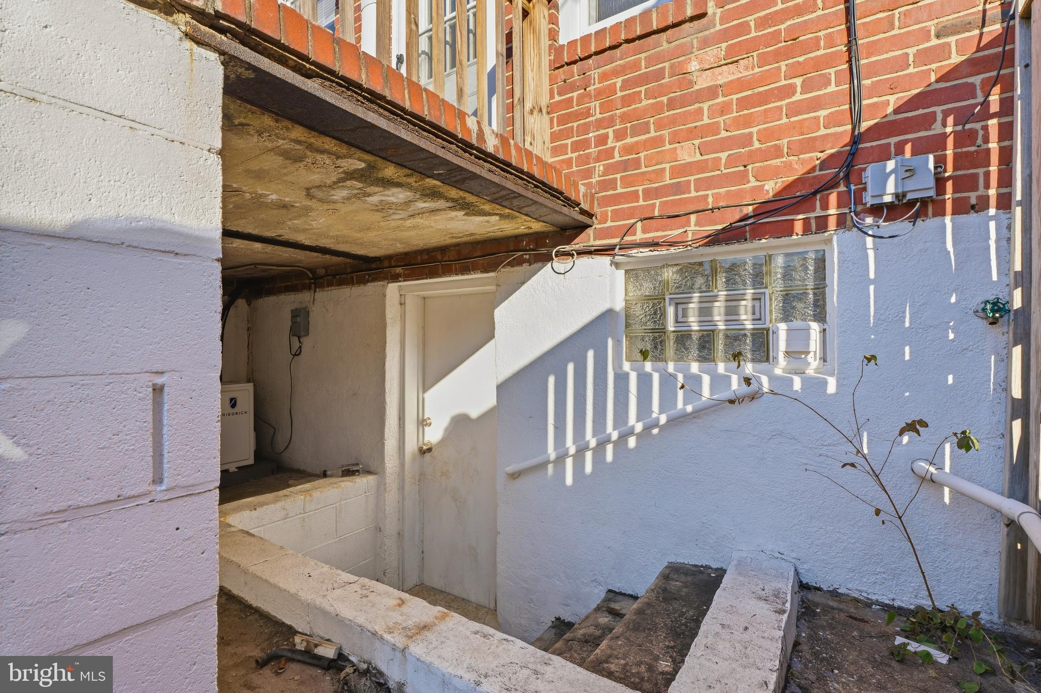 PHILADELPHIA HEIGHTS - Residential