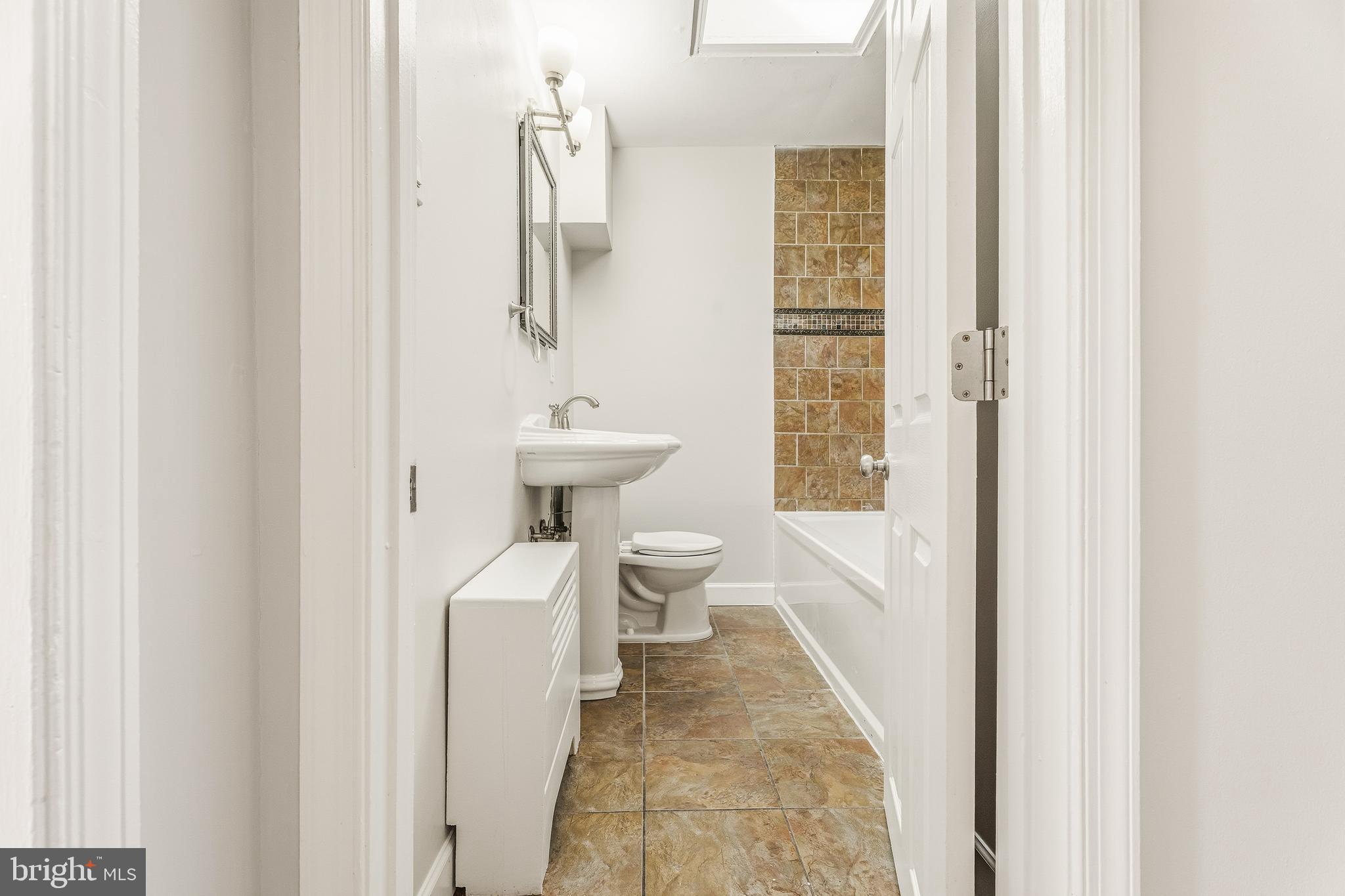 PHILADELPHIA HEIGHTS - Residential