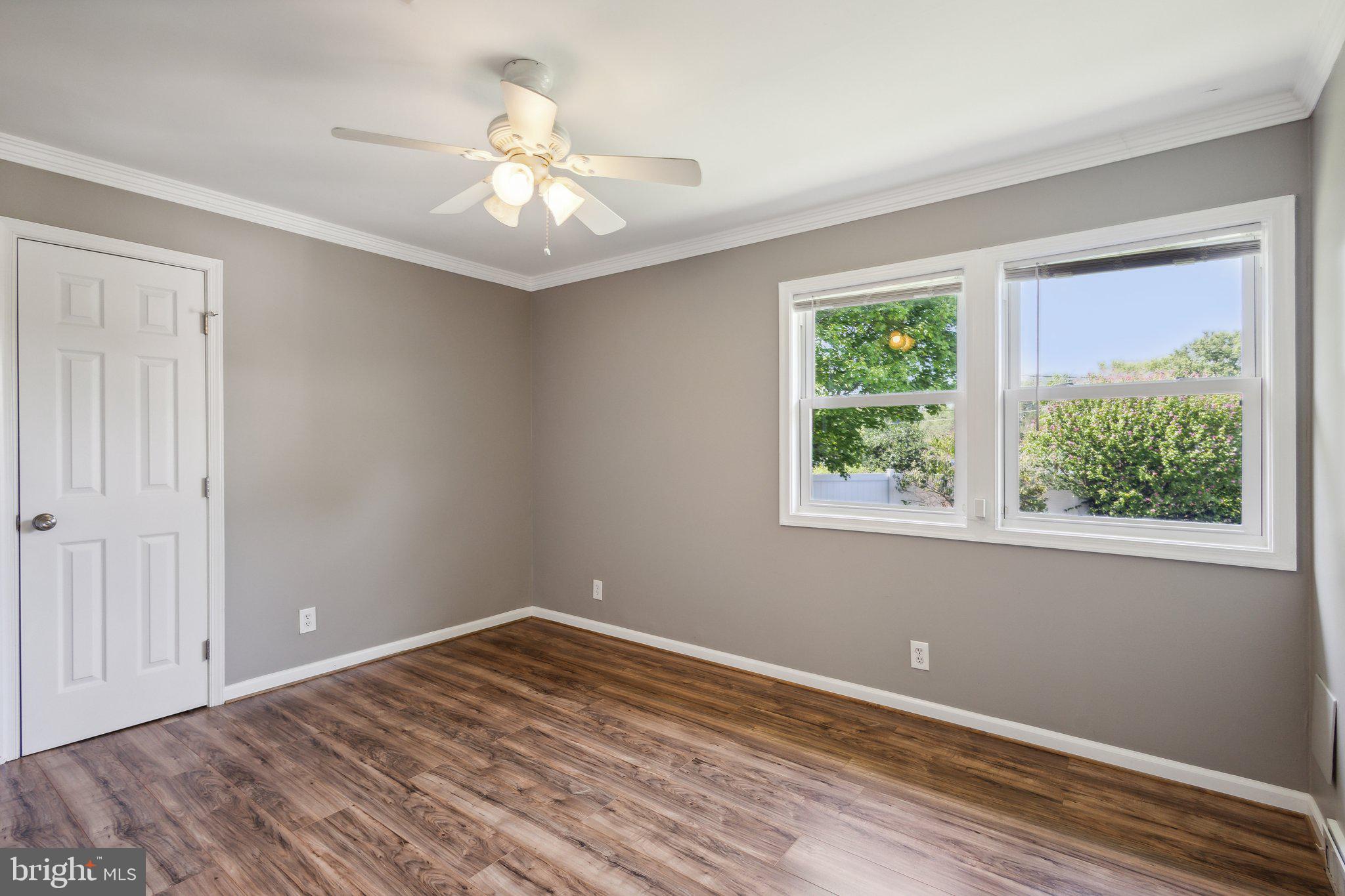 FAIRFAX HOMES - Residential