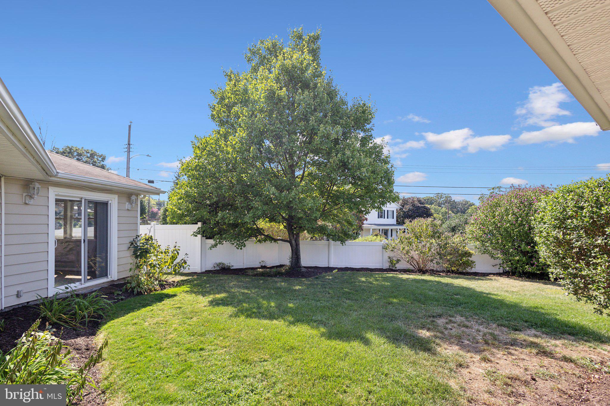 FAIRFAX HOMES - Residential