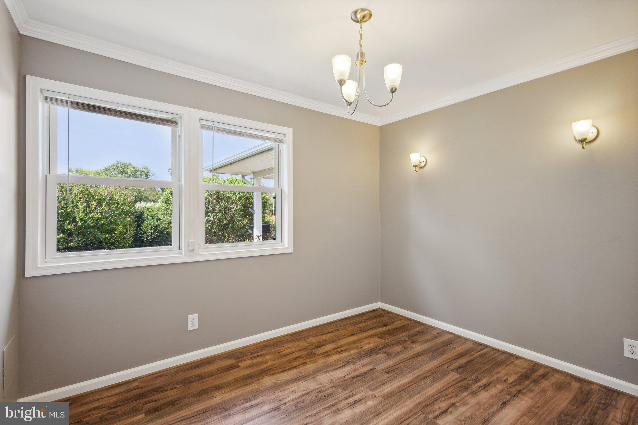 FAIRFAX HOMES - Residential