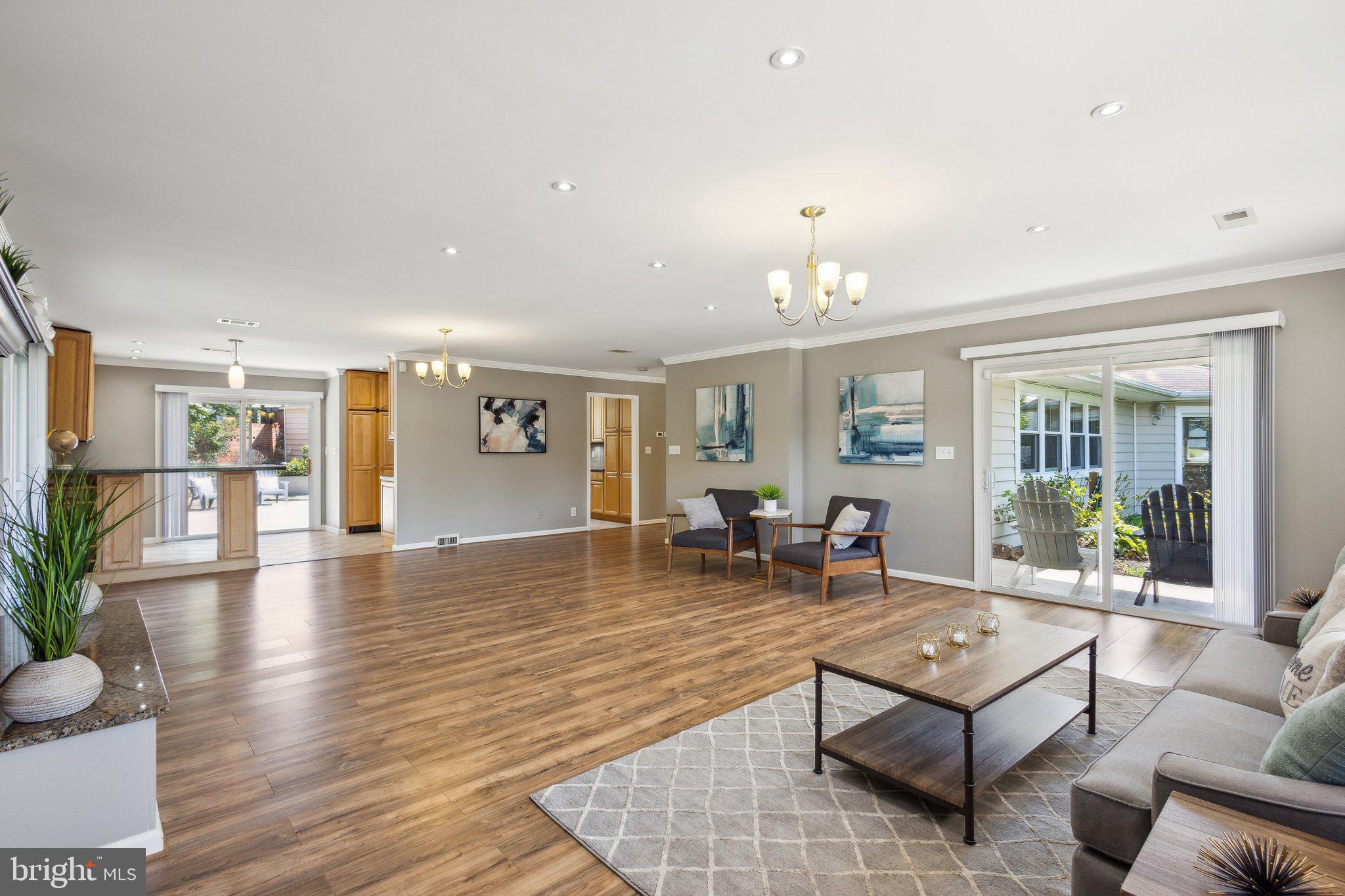 FAIRFAX HOMES - Residential