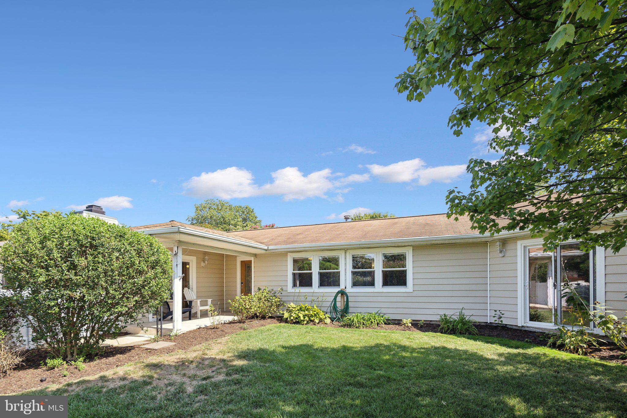 FAIRFAX HOMES - Residential