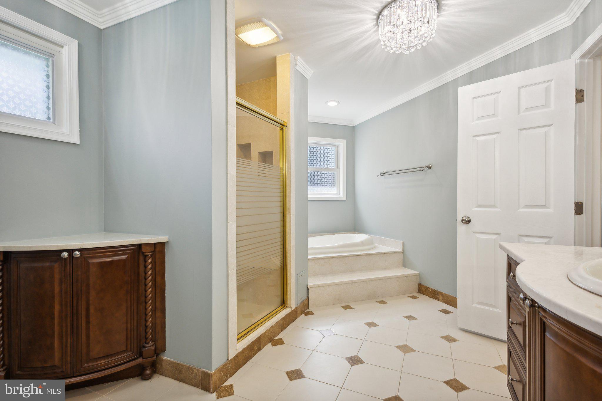 FAIRFAX HOMES - Residential