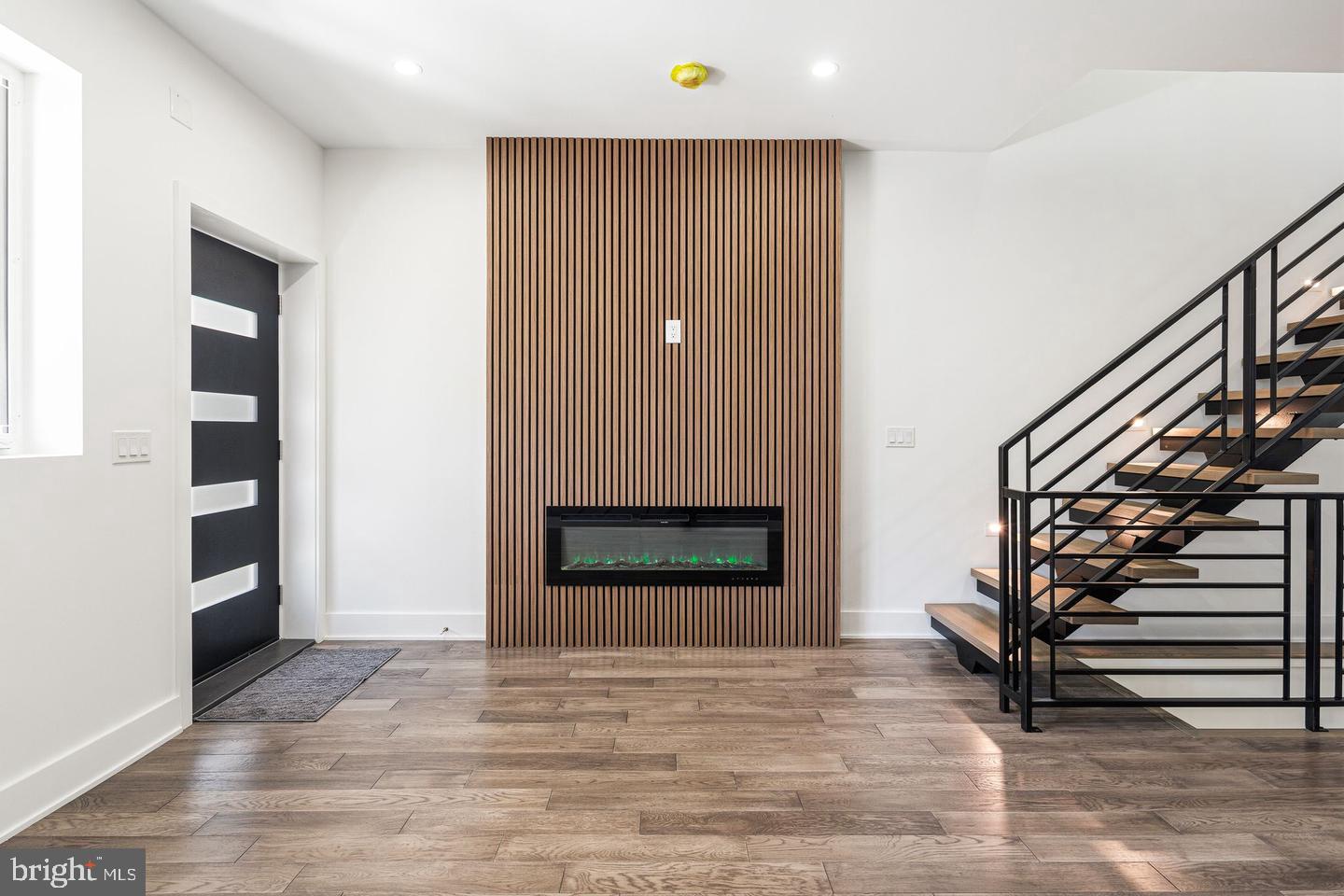 3410 ALMOND STREET