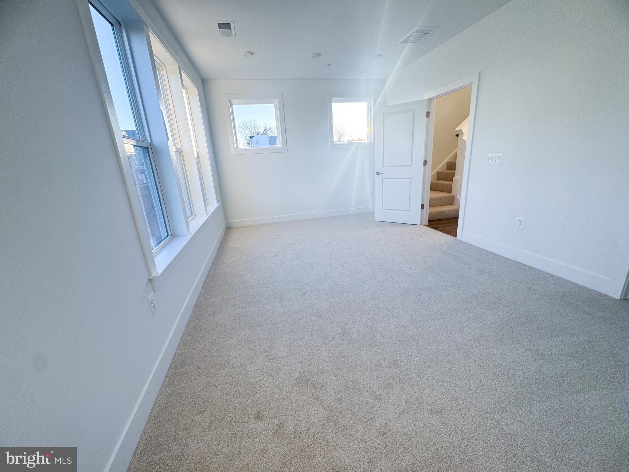 EMBREY MILL - Residential