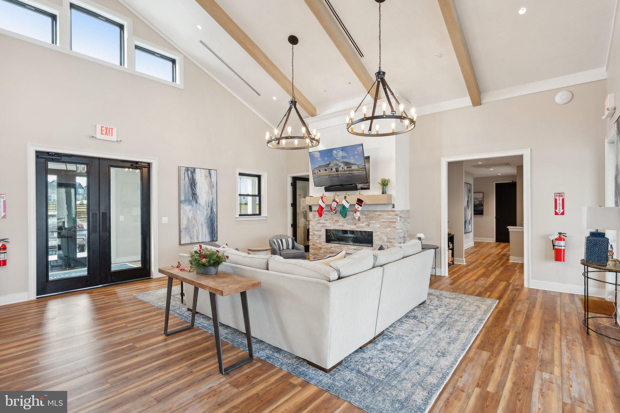 EMBREY MILL - Residential