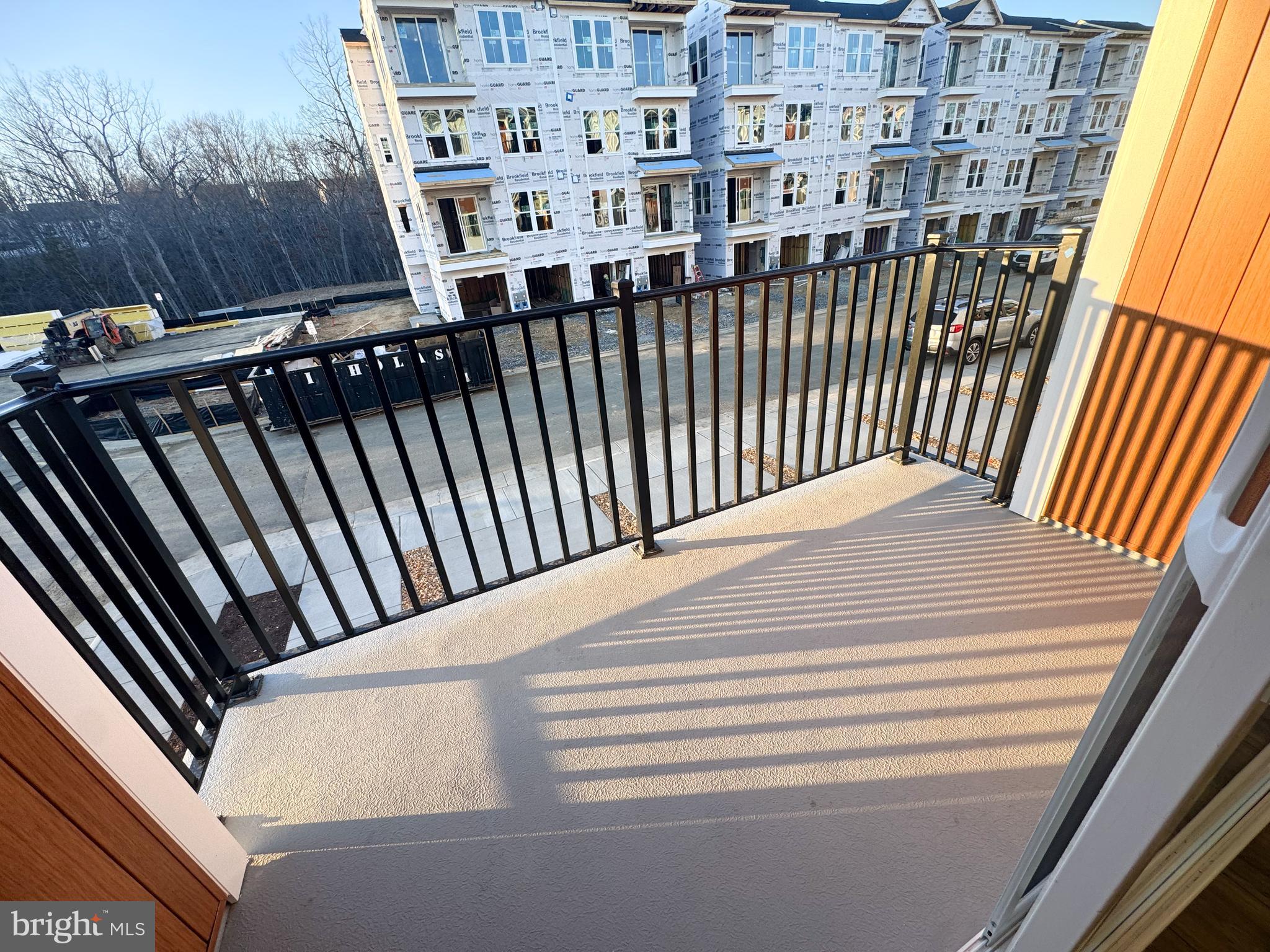 EMBREY MILL - Residential