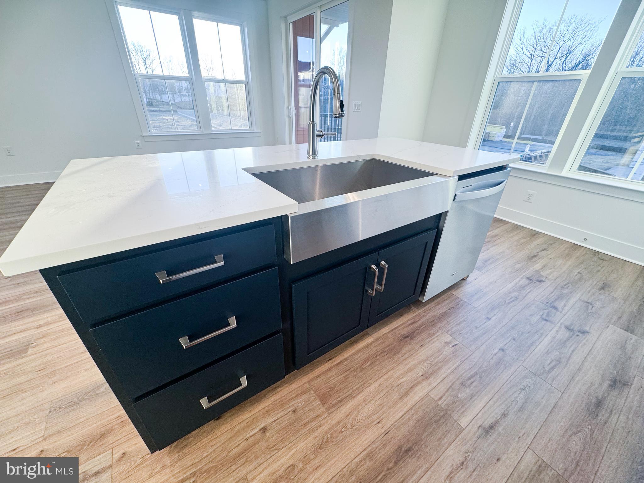 EMBREY MILL - Residential