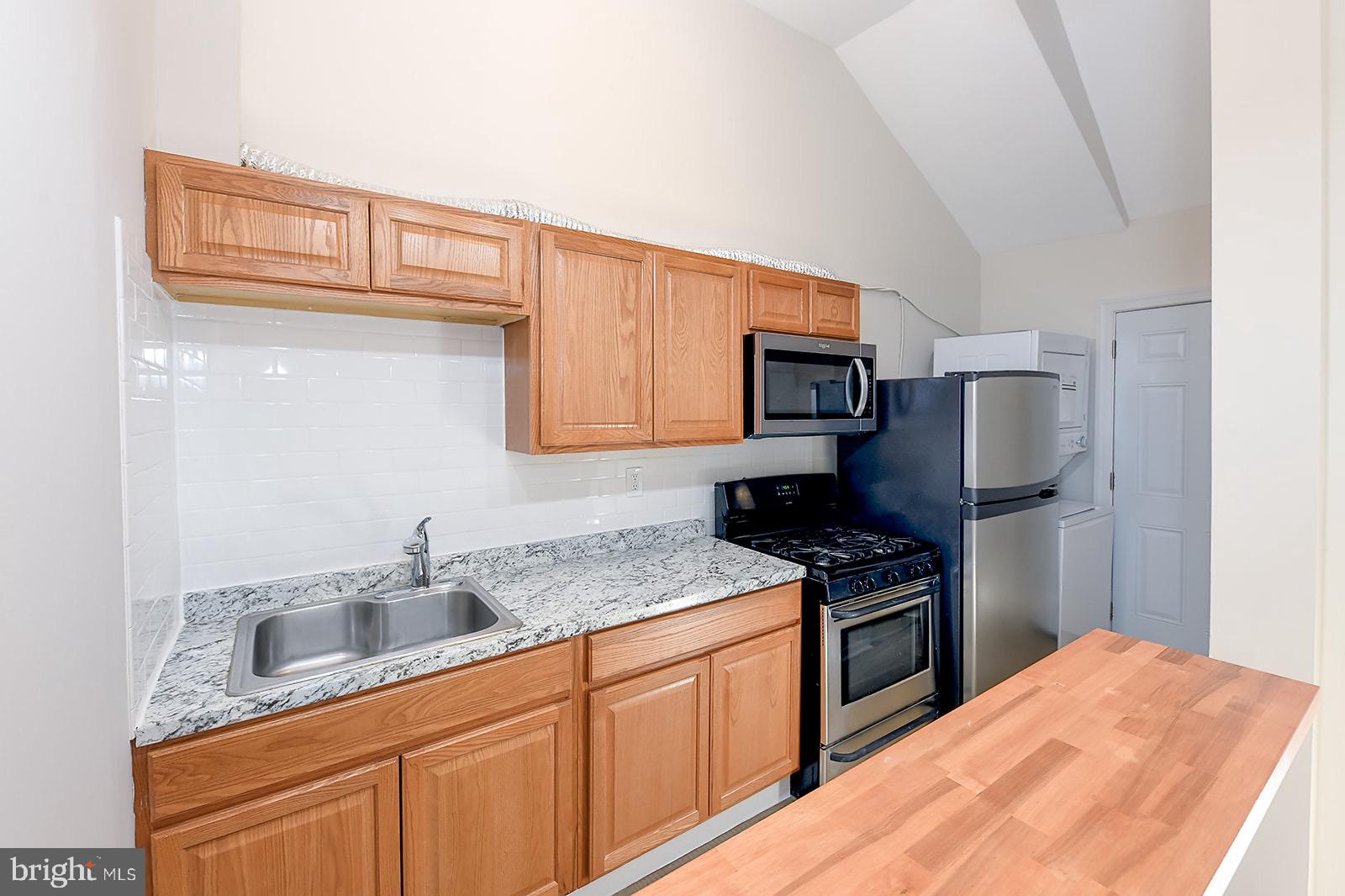 UNION SQUARE - Residential Income
