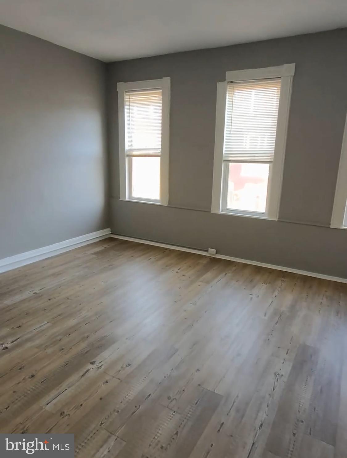 UNION SQUARE - Residential Income